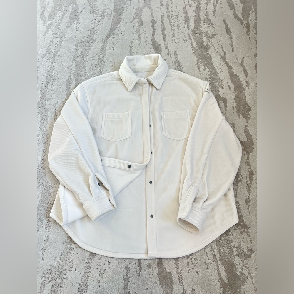 Alo Ribbed Velour Mountain Side Shacket.  Ivory